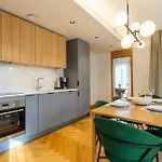 Tobiase Residences - Luxury * Talin