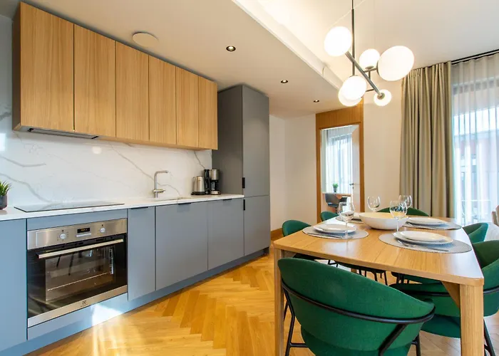 Tobiase Residences - Luxury * Talin